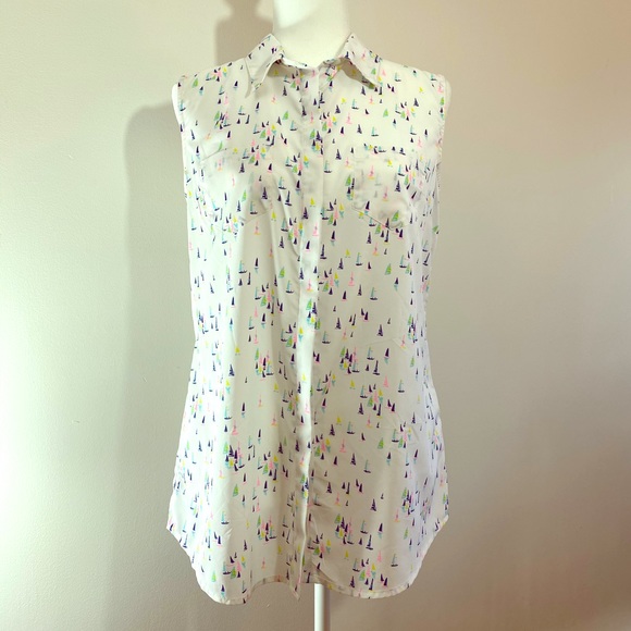 Merona Tops - Sleeveless Merona Sailboat Button-down ⛵️
